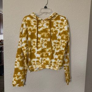 NWOT Gold Tie Dye Cropped Hoodie Size L